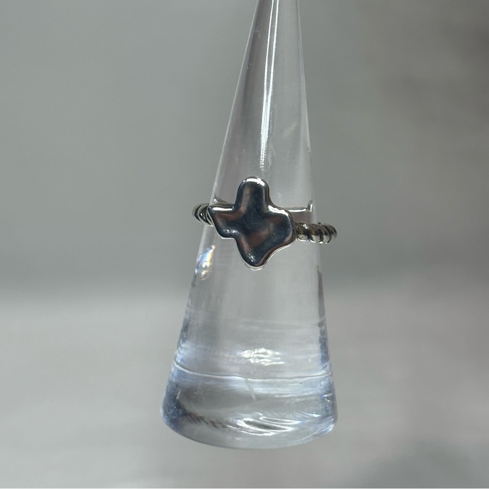 Retired James Avery Texas Ring